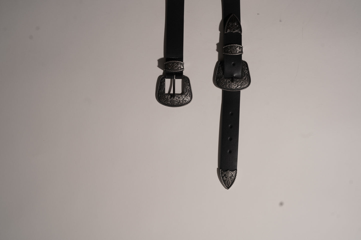 Cinturón de piel doble hebilla