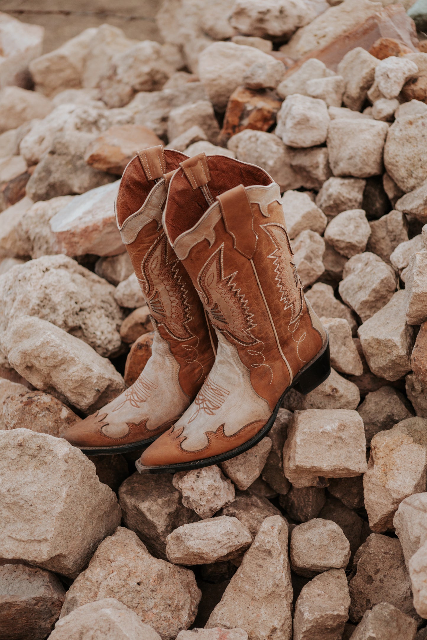 Buckskin Jornada Boots