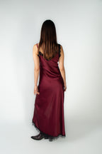Slip Dress Asimétrico Tinto