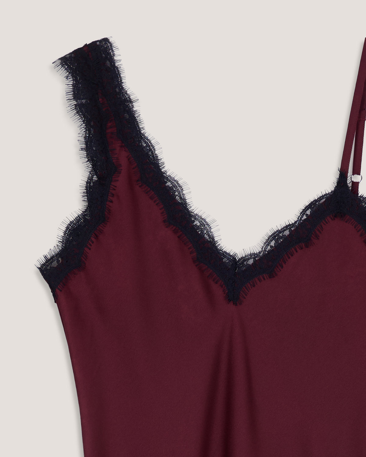 Slip Dress Asimétrico Tinto