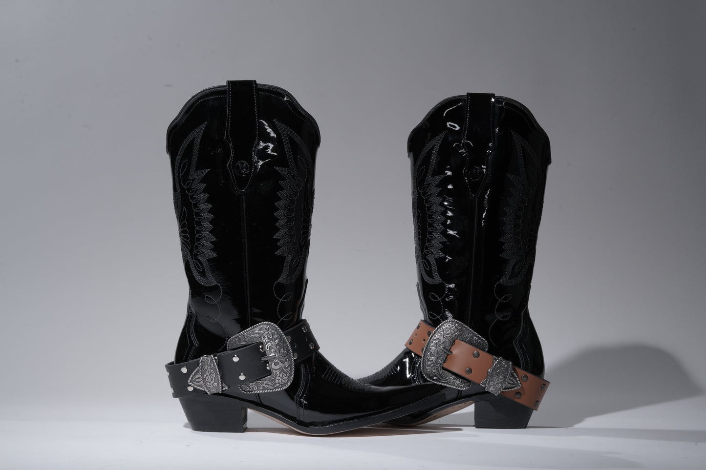 Boot Belt negro con remaches